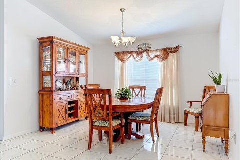 Villa ou maison à vendre à Apollo Beach, Floride: 4 chambres, 188.96 m2 № 2197272 - photo 18