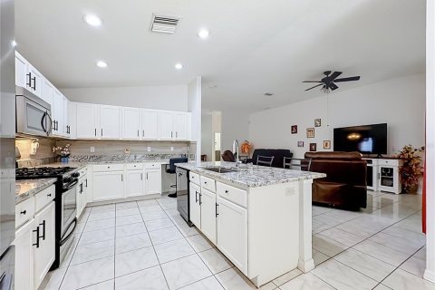 Villa ou maison à vendre à Apollo Beach, Floride: 4 chambres, 188.96 m2 № 2197272 - photo 13