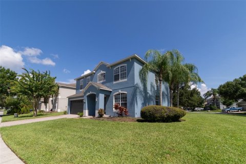 House in Orlando, Florida 4 bedrooms, 236.62 sq.m. № 1879265 - photo 8