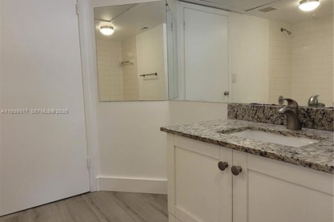 Copropriété à louer à Oakland Park, Floride: 1 chambre, 73.02 m2 № 1996860 - photo 6