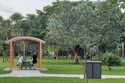 Copropriété à louer à Hallandale Beach, Floride: 3 chambres, 125.42 m2 № 2070023 - photo 10