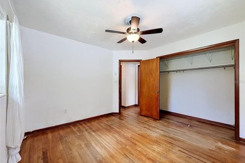 House in Tampa, Florida 3 bedrooms, 118.17 sq.m. № 2114473 - photo 27