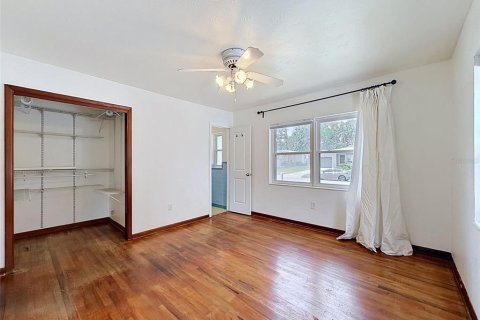 House in Tampa, Florida 3 bedrooms, 118.17 sq.m. № 2114473 - photo 29