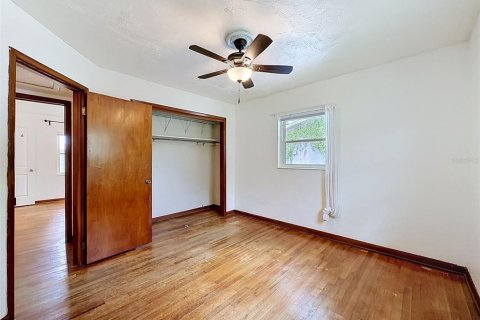 House in Tampa, Florida 3 bedrooms, 118.17 sq.m. № 2114473 - photo 26