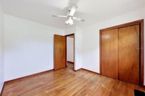House in Tampa, Florida 3 bedrooms, 118.17 sq.m. № 2114473 - photo 23
