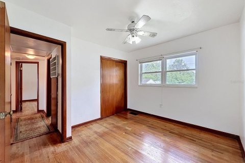 House in Tampa, Florida 3 bedrooms, 118.17 sq.m. № 2114473 - photo 22