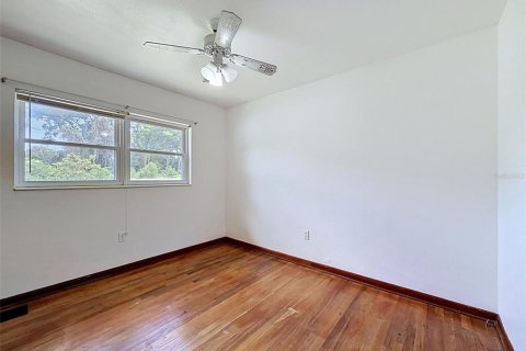 House in Tampa, Florida 3 bedrooms, 118.17 sq.m. № 2114473 - photo 21