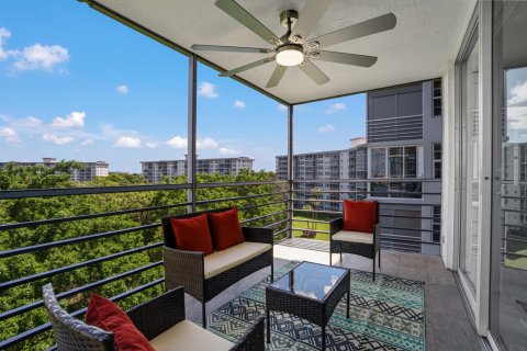 Condo in Pompano Beach, Florida, 2 bedrooms  № 2278955 - photo 20