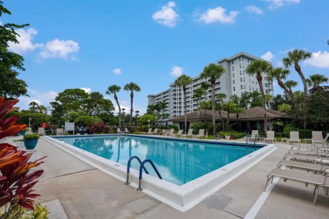 Condo in Pompano Beach, Florida, 2 bedrooms  № 2278955 - photo 27