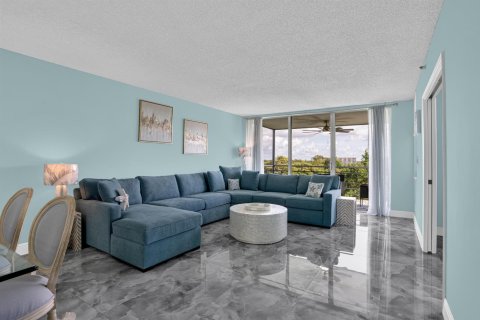 Condo in Pompano Beach, Florida, 2 bedrooms  № 2278955 - photo 19