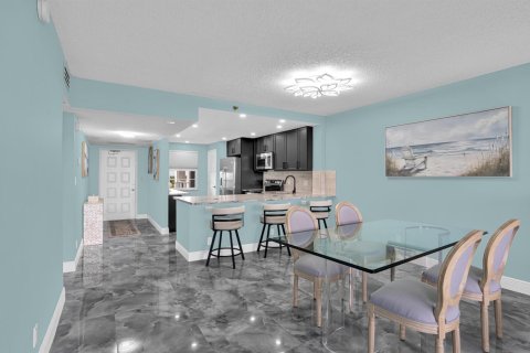 Condo in Pompano Beach, Florida, 2 bedrooms  № 2278955 - photo 3