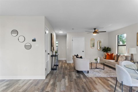 Villa ou maison à vendre à Mount Dora, Floride: 3 chambres, 107.02 m2 № 1907189 - photo 6