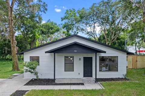 Villa ou maison à vendre à Mount Dora, Floride: 3 chambres, 107.02 m2 № 1907189 - photo 1