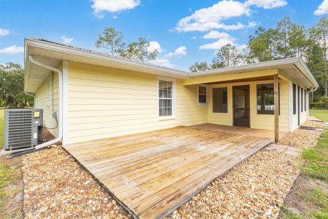 Villa ou maison à vendre à Hawthorne, Floride: 3 chambres, 163.88 m2 № 1866052 - photo 10