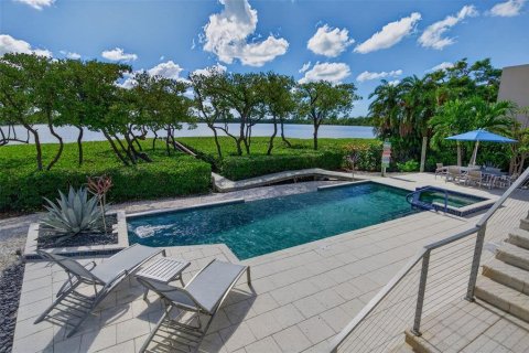 Villa ou maison à vendre à Sarasota, Floride: 5 chambres, 397.99 m2 № 2425270 - photo 21