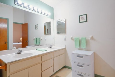 Casa en venta en Valrico, Florida, 4 dormitorios, 210.05 m2 № 1900161 - foto 27