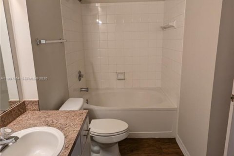 Apartamento en alquiler en Pembroke Pines, Florida, 1 dormitorio, 64.1 m2 № 2063309 - foto 16