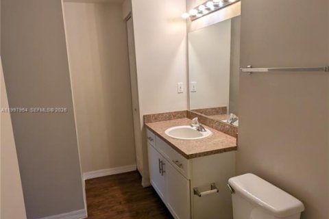 Apartamento en alquiler en Pembroke Pines, Florida, 1 dormitorio, 64.1 m2 № 2063309 - foto 17