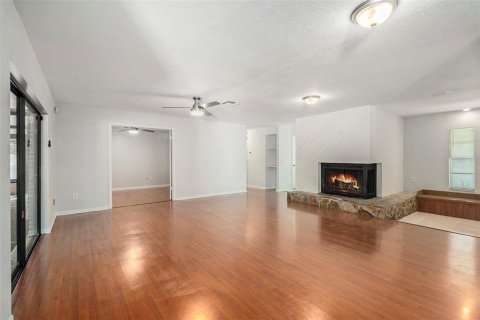 House in Valrico, Florida 4 bedrooms, 253.53 sq.m. № 1803102 - photo 6