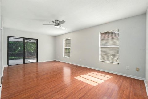 House in Valrico, Florida 4 bedrooms, 253.53 sq.m. № 1803102 - photo 12