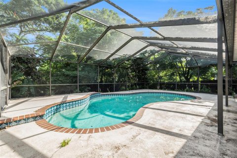 House in Valrico, Florida 4 bedrooms, 253.53 sq.m. № 1803102 - photo 23