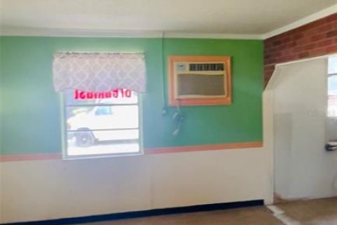 Propiedad comercial en venta en Hernando, Florida, 187.29 m2 № 2108843 - foto 3