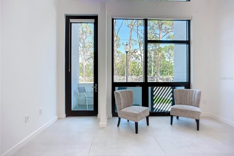 Townhouse in Sarasota, Florida 2 bedrooms, 144 sq.m. № 1628192 - photo 13