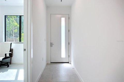 Townhouse in Sarasota, Florida 2 bedrooms, 144 sq.m. № 1628192 - photo 27