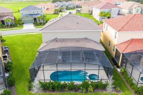 Casa en venta en Davenport, Florida, 5 dormitorios, 258.64 m2 № 1592087 - foto 2