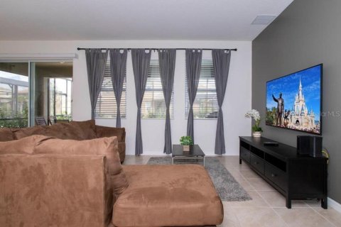Casa en venta en Davenport, Florida, 5 dormitorios, 258.64 m2 № 1592087 - foto 7