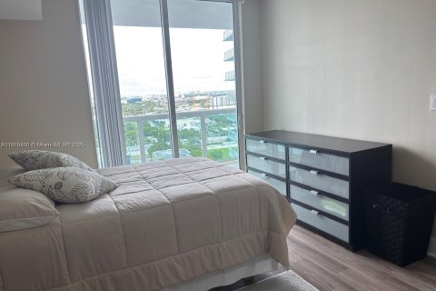 Condominio en alquiler en Miami, Florida, 2 dormitorios, 106.28 m2 № 1921758 - foto 21