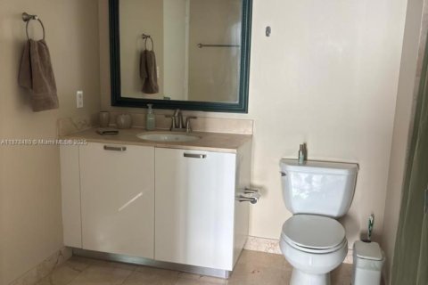 Condominio en alquiler en Miami, Florida, 2 dormitorios, 106.28 m2 № 1921758 - foto 17