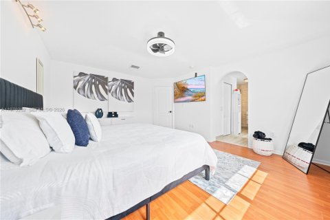 Купить таунхаус в Мирамар, Флорида 3 спальни, 121.14м2, № 2031430 - фото 15