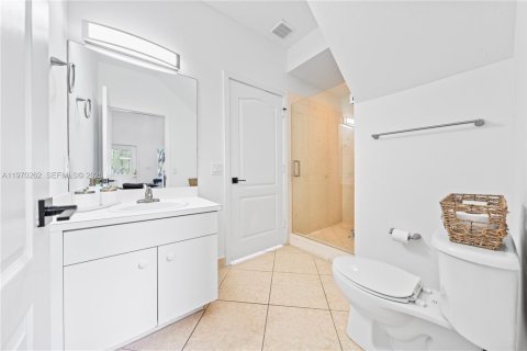 Купить таунхаус в Мирамар, Флорида 3 спальни, 121.14м2, № 2031430 - фото 24