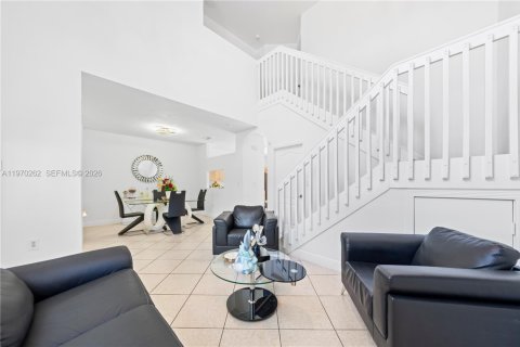 Купить таунхаус в Мирамар, Флорида 3 спальни, 121.14м2, № 2031430 - фото 4