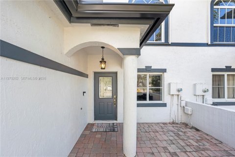 Купить таунхаус в Мирамар, Флорида 3 спальни, 121.14м2, № 2031430 - фото 3