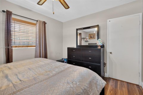 Villa ou maison à vendre à Miami, Floride: 3 chambres, 179.58 m2 № 2377085 - photo 14
