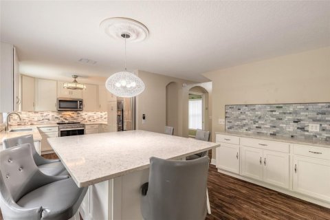 House in Port Orange, Florida 3 bedrooms, 158.31 sq.m. № 2396427 - photo 6