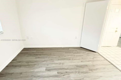 Copropriété à vendre à West Palm Beach, Floride: 2 chambres, 100.33 m2 № 2177585 - photo 12