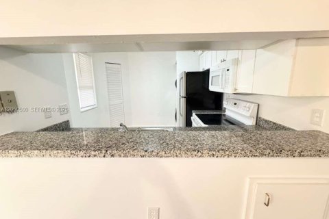 Copropriété à vendre à West Palm Beach, Floride: 2 chambres, 100.33 m2 № 2177585 - photo 5