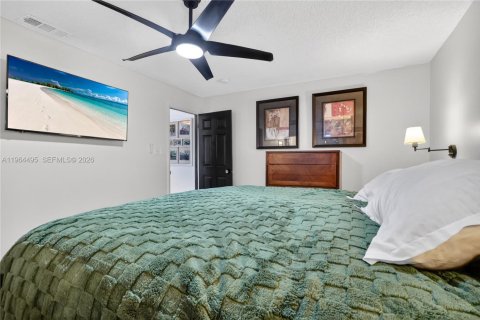 Villa ou maison à vendre à Tamarac, Floride: 4 chambres, 214.05 m2 № 2027234 - photo 27