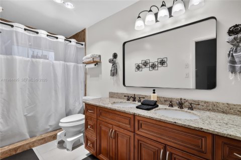 Villa ou maison à vendre à Tamarac, Floride: 4 chambres, 214.05 m2 № 2027234 - photo 30