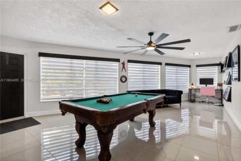 Villa ou maison à vendre à Tamarac, Floride: 4 chambres, 214.05 m2 № 2027234 - photo 19