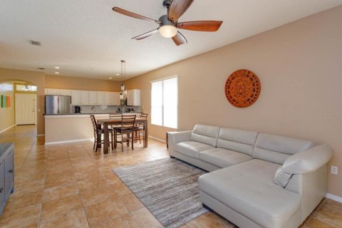House in DeBary, Florida 3 bedrooms, 182.09 sq.m. № 1609946 - photo 17