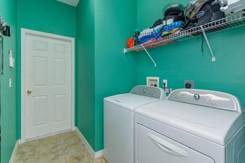 House in DeBary, Florida 3 bedrooms, 182.09 sq.m. № 1609946 - photo 26