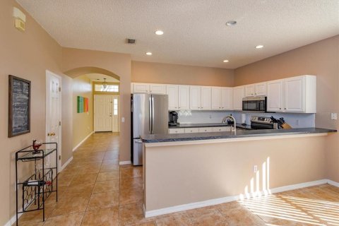 House in DeBary, Florida 3 bedrooms, 182.09 sq.m. № 1609946 - photo 9