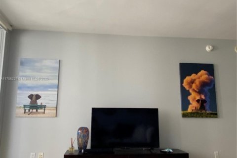 Купить кондоминиум в Халландейл-Бич, Флорида 1 спальня, 78.41м2, № 1958406 - фото 14