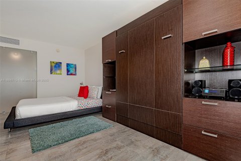 Снять в аренду кондоминиум в Майами-Бич, Флорида 61.32м2, № 2077487 - фото 13