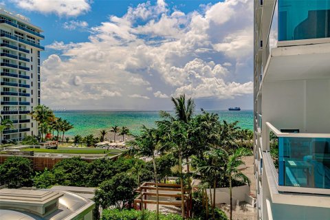 Снять в аренду кондоминиум в Майами-Бич, Флорида 61.32м2, № 2077487 - фото 25
