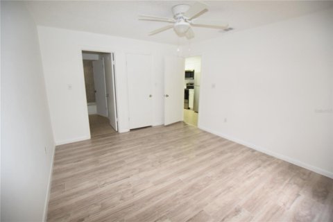 Adosado en alquiler en Leesburg, Florida, 2 dormitorios, 122.82 m2 № 1832674 - foto 13